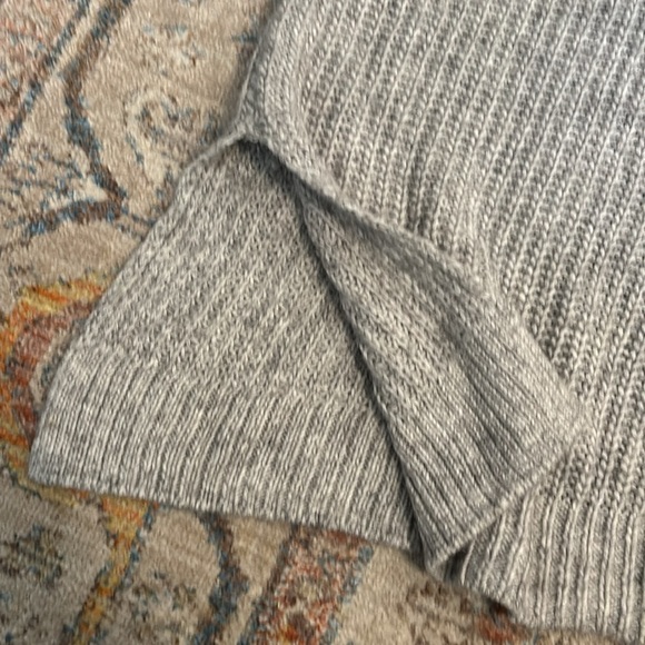 H&M L.O.G.G Tunic Sweater - Picture 3 of 3